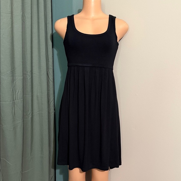 mercer & madison Dresses & Skirts - Mercer & Madison Black Empire Waist Skater Dress | Size XS